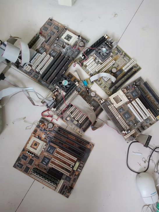 华硕技嘉微星顶星586奔腾一电脑主板soc...