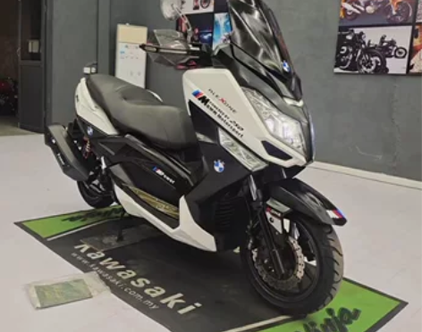 二手宝马款巡航舰大船250cc大型踏板摩