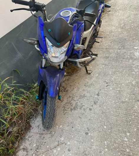 力帆kp150水冷摩托车，建议面看，当地交...