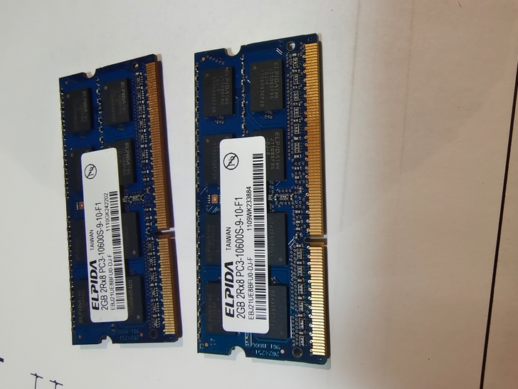 联想电脑拆机内存 非常新 2Gx2 组成4...
