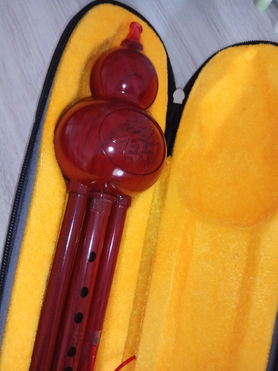 包邮葫芦丝是降b调的,使用过,八成新,是当...