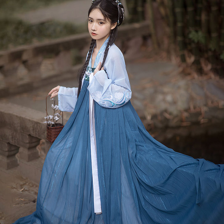 桔屿阿司南汉服女正品原创白菜对襟齐胸襦裙中...