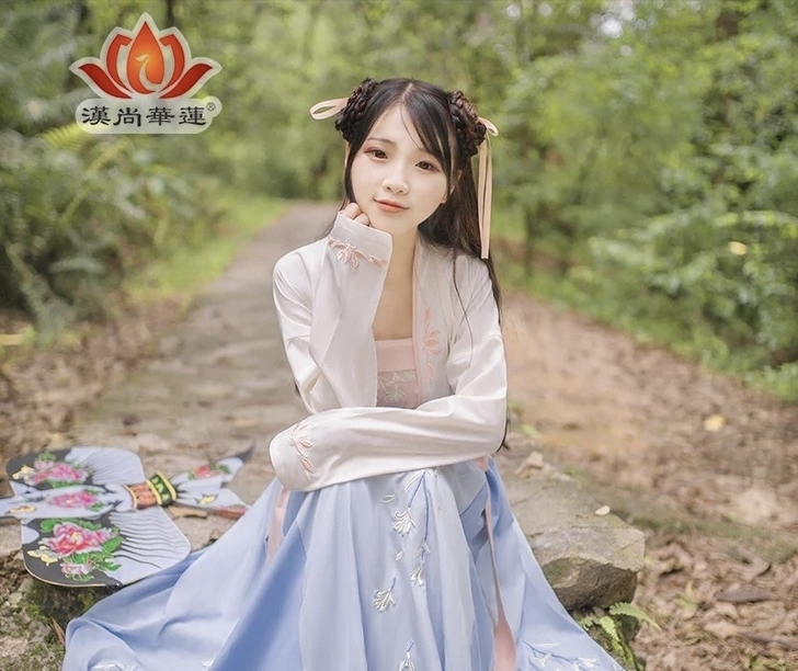 枝语汉尚华莲传统汉服女对襟襦裙齐腰绣花间色...