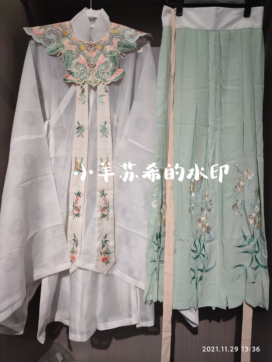 花朝记明制汉服沧海长袄岁寒满绣袄裙黎落阁蝴...