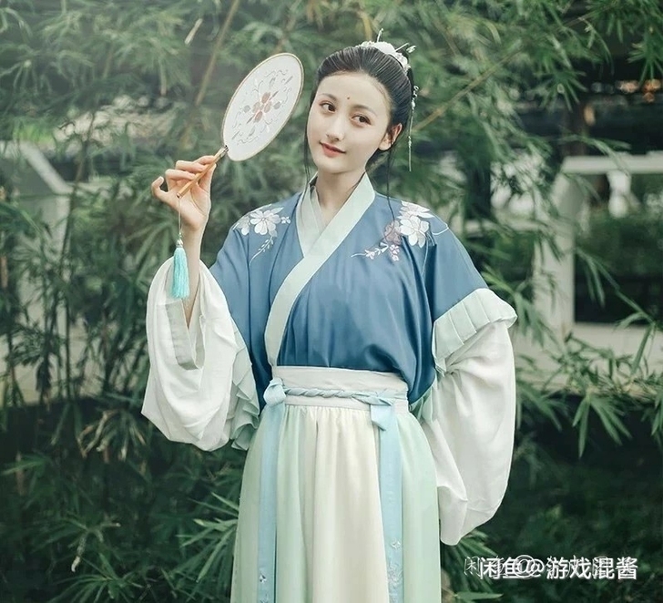 【初露】花朝记汉服青绿晋制交领绣花交窬裙春...