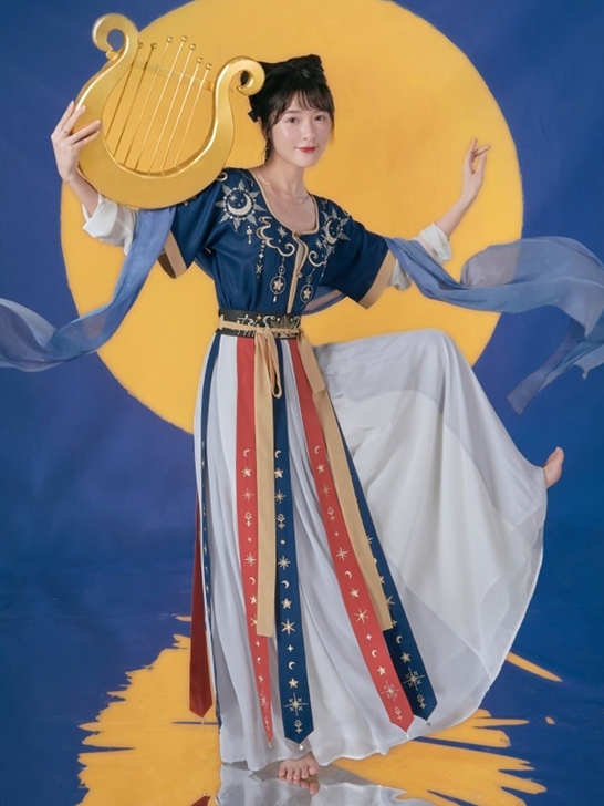 徐娇织羽集【月华】汉服一片式间色裙唐制坦领...