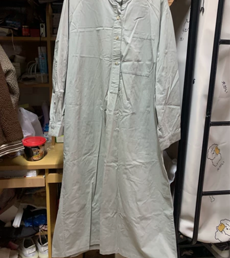 肥肥大大的衬衫裙 和蓝色一样，在实体店20...