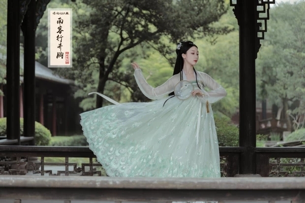 全套品全新惊鸿记3层天丝4.5米摆一片式齐...