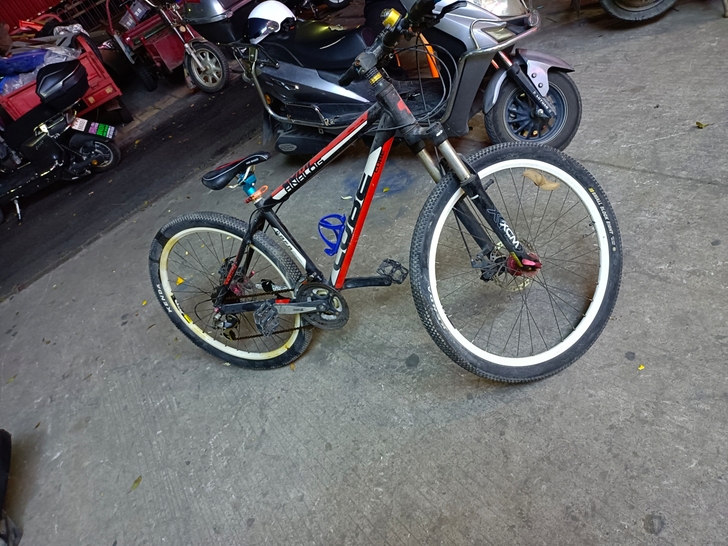 本人转让爱车一台，非常勿扰！