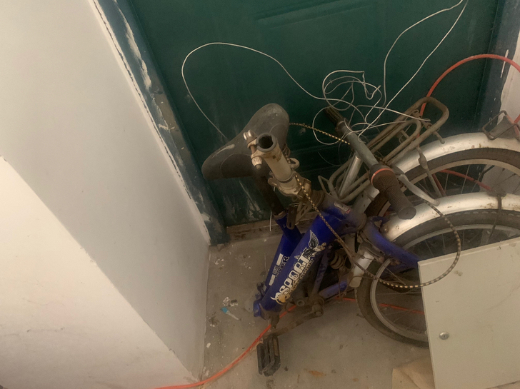 折叠小自行车，大家别看这样子啊，不是坏的，...