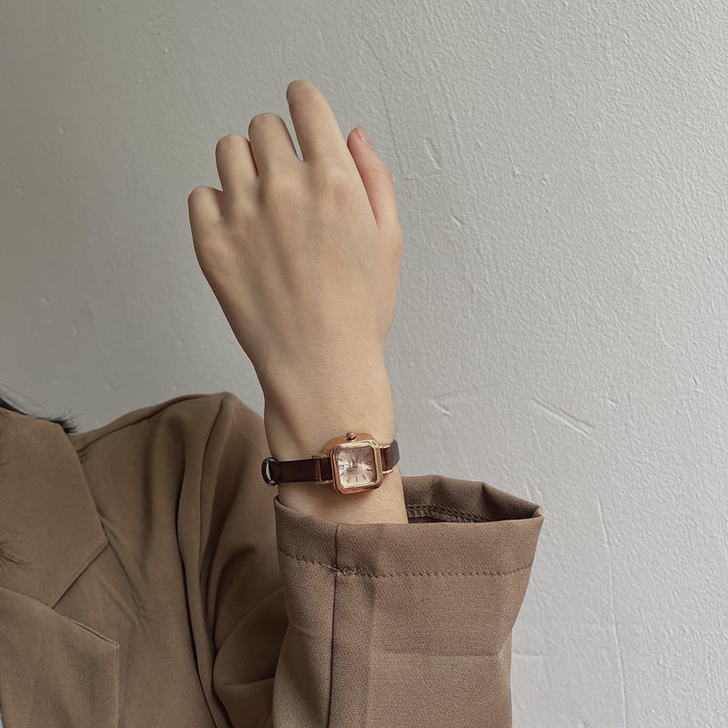 【亏本出】香港年会出差时  带了一批女士手...