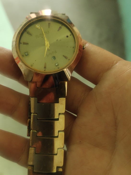 手表100甩卖,需要自己换电磁