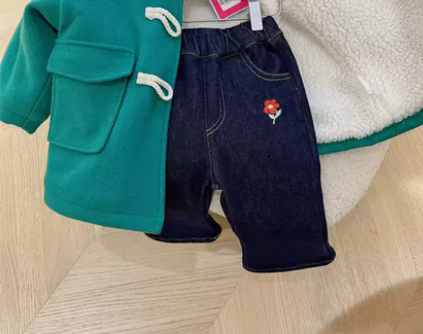 韩系原色刺绣喇叭加绒牛仔裤2523301【...