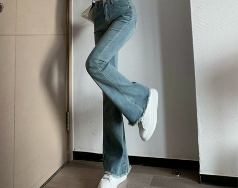 复古蓝微喇高腰牛仔裤2022年女夏新款设计...