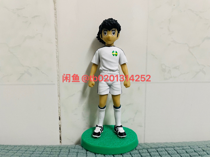 大空翼手办足球小将扭蛋足球小子摆件周边队长...