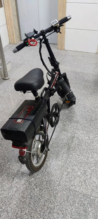 五羊折叠电动车，有合格证，代驾车，8成新