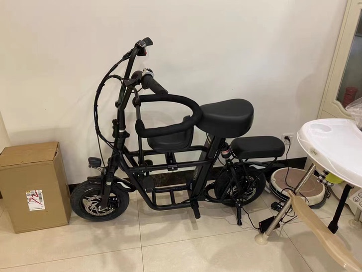 品牌型号 ：Fiido亲子电动车