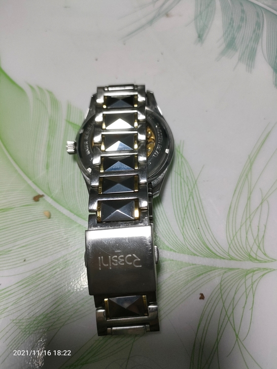 个人闲置全自动机械表，因很少佩戴几乎全新，...