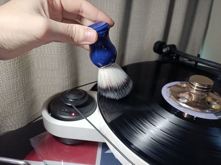 黑胶唱片清洁刷套装 针对老唱片和新唱片设计...