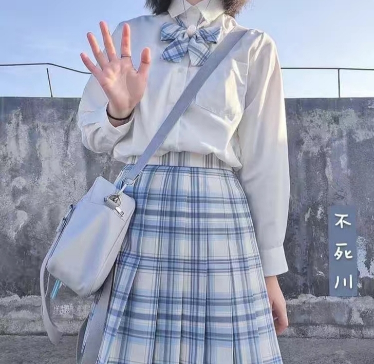 朋友公司倒闭，超低价出售全新jk群