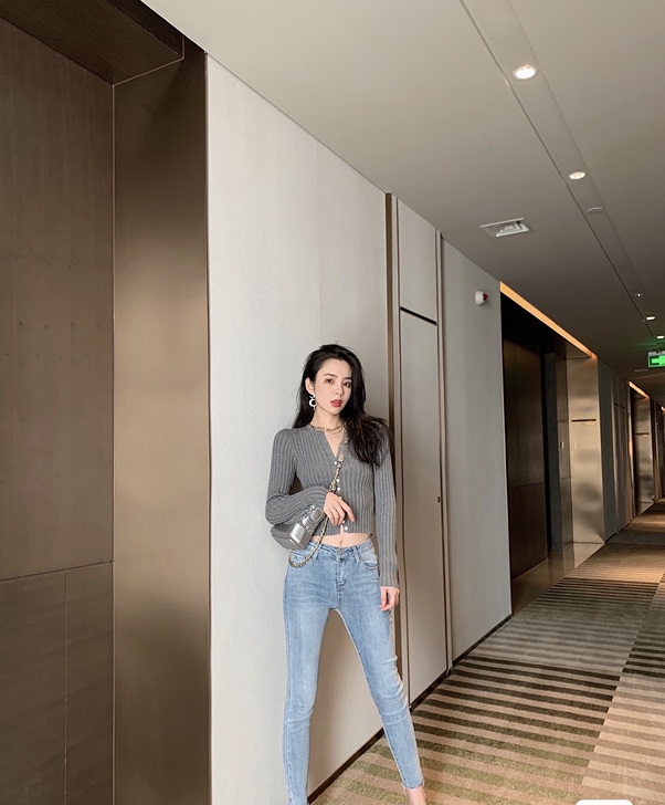 邱肉瑶SIXONE六一2021新款韩版浅色...