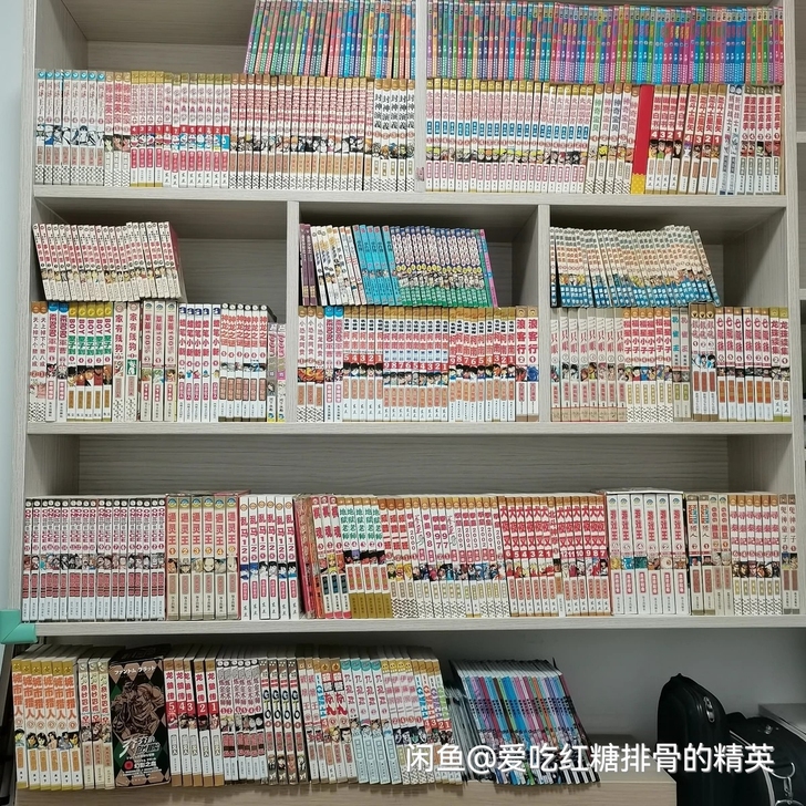 书架。八成新，老夫子，名侦探柯南，网球王子...