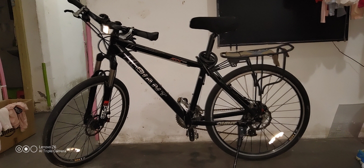 出售捷安特 Atx 790山地自行车。八九...