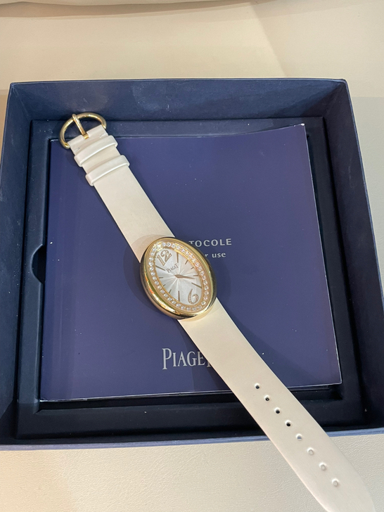 伯爵18k金 石英女表 32096