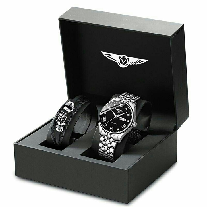 商场专柜撤场 低价处理，全新带包装，202...