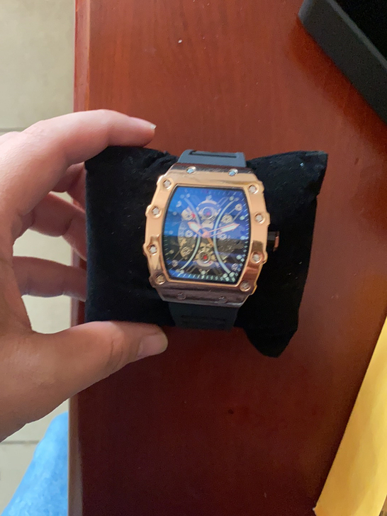 手表意卡伊品牌