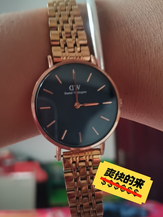 有喜欢的吗？包邮！两套表带