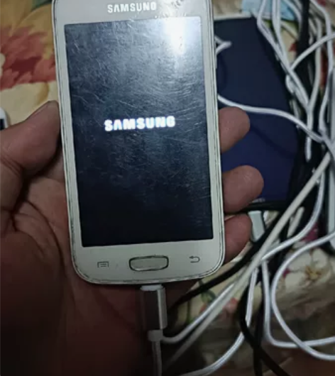 三星小机器 7台 其中一个没电池 一个屏坏