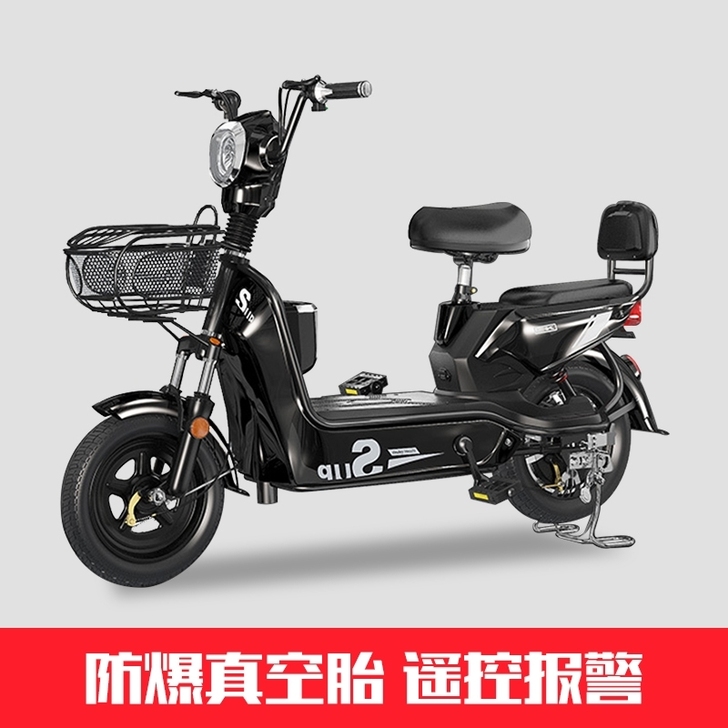 八月份买的，想换一辆车，所以出掉，跑的挺快...