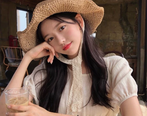 网红草帽女夏天小清新韩版潮大檐系带沙滩帽海...