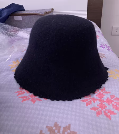 谷兜空间秋冬磨破边羊毛呢钟型盆帽子女秋冬保...