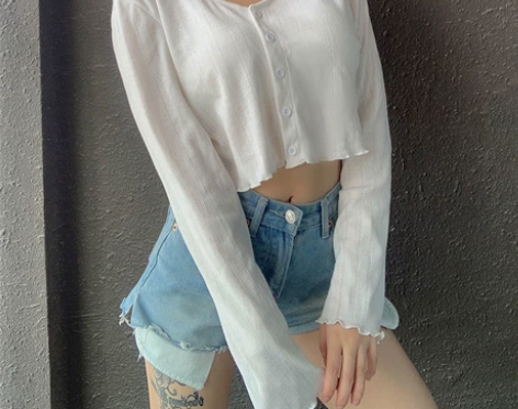 纯色薄款针织防晒短款长袖，三个颜色都有。春...