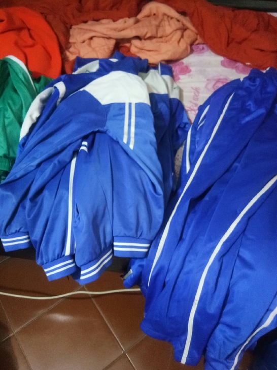 蓝色校服，身高160码。165码，170码...