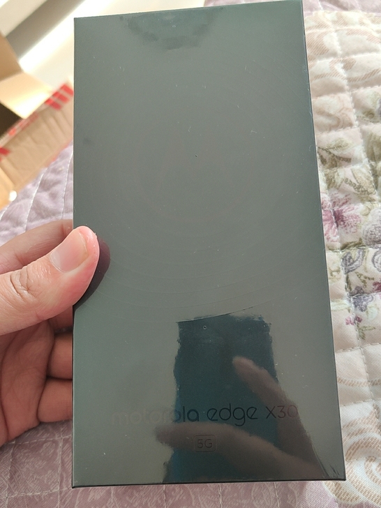摩托罗拉moto edge X30 新骁龙...