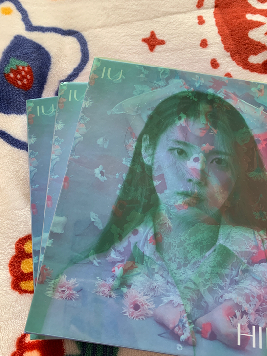 IU 李知恩正规五辑LILAC 全新仅拆 ...