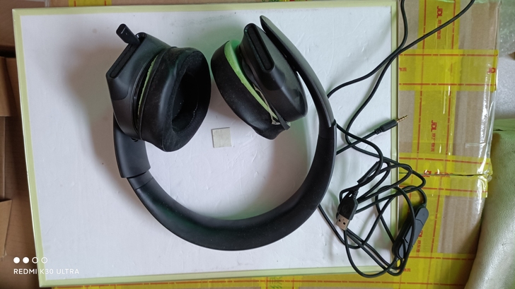 外星人AW510H 电竞游戏耳机 ，请仔细...