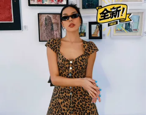 VanessaLab 法式豹纹俏皮单排扣修...