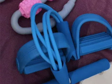 脚蹬拉力器仰卧起坐辅助健身器材家用拉力绳男...