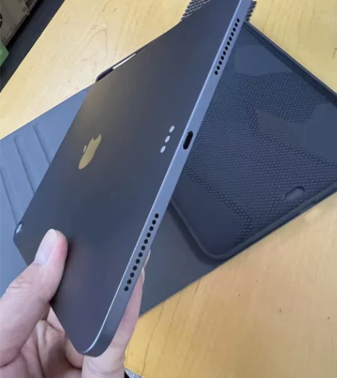 自用韩版99新iPad  Air4 202...