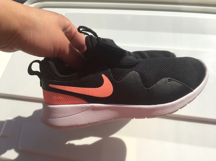 耐克运动鞋10C，27码，16cm，实际偏...