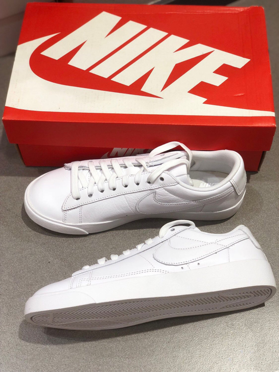 实体店买的Nike Blazer 纯白配色...