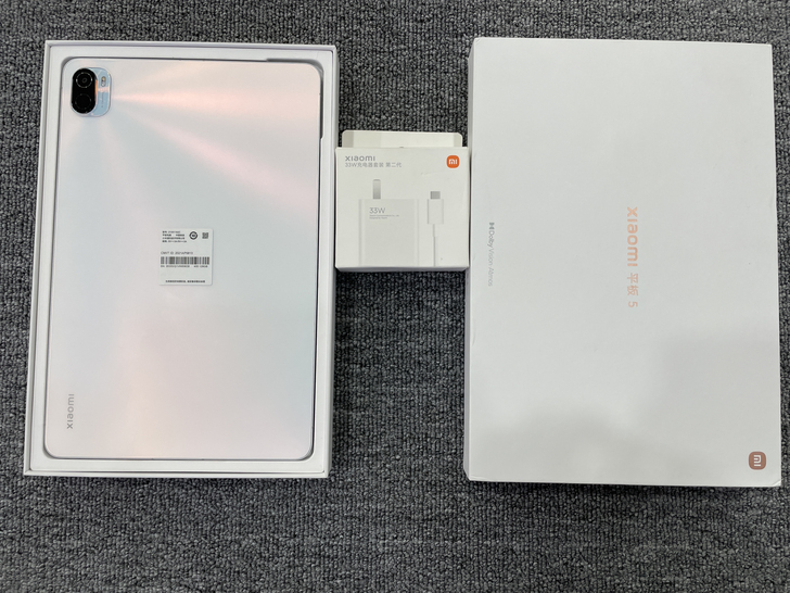 小米平板5 6+128，全套配件齐全，才2...