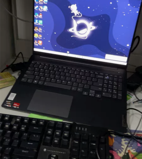 办公本小新pro16 2022  家里人买...