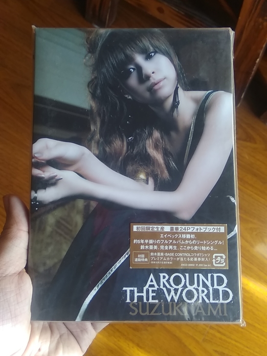 铃木亚美 AROUND THE WORLD...