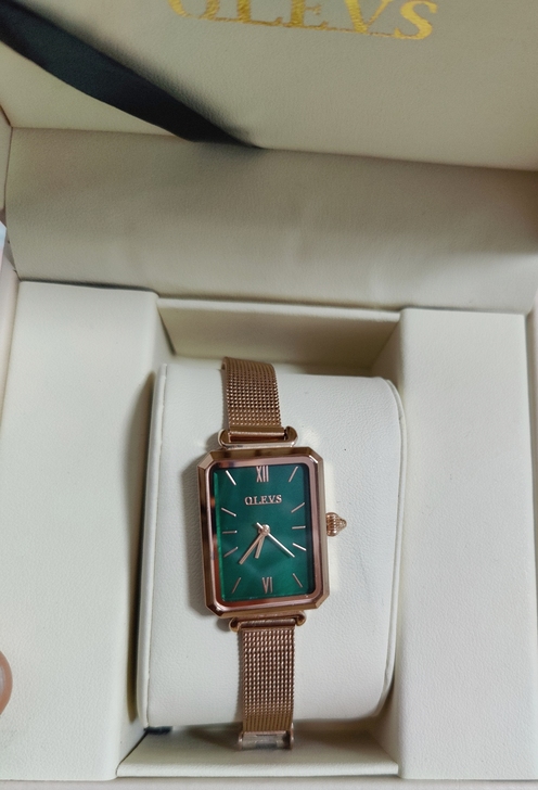 欧利时手表祖母绿几乎全新