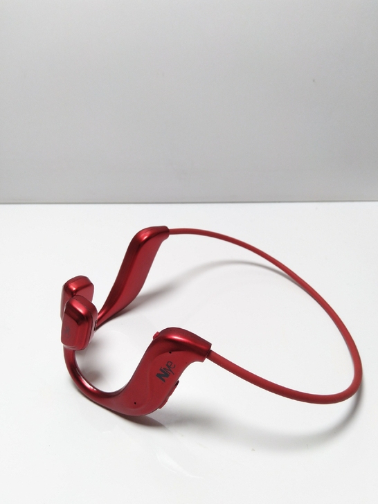 蓝牙耳机运动红色的，成色新二手单机，不入耳...